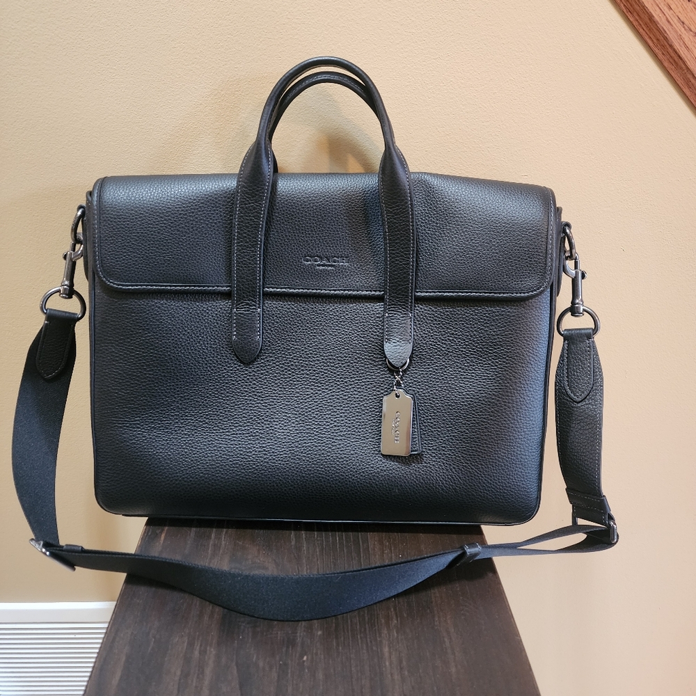 Brand New Coach Sullivan Leather Briefcase - Your Professional Essential!